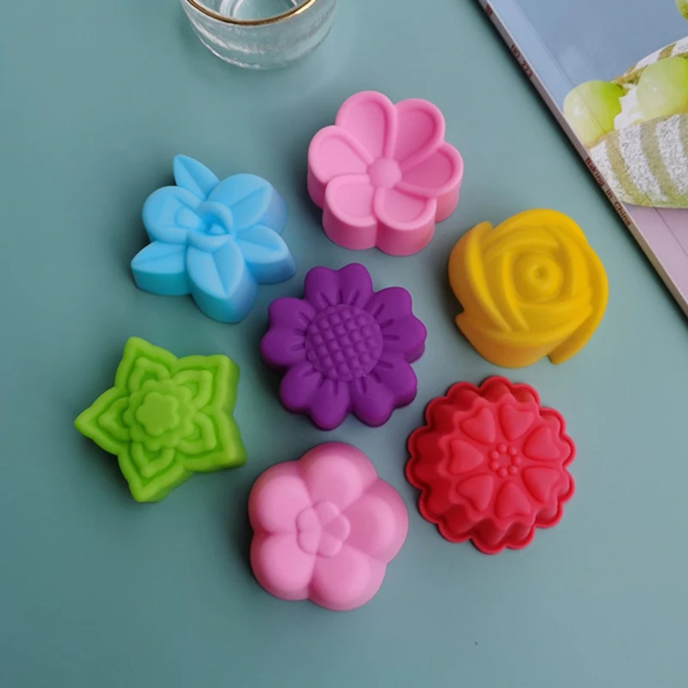 Cute 5cm Flower Silicone Cake  - Soap Making Tools recension och pris