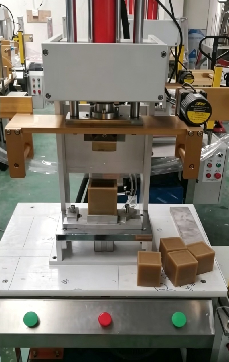 Customized Soap Production Lin - Soap Making Machine recension och pris