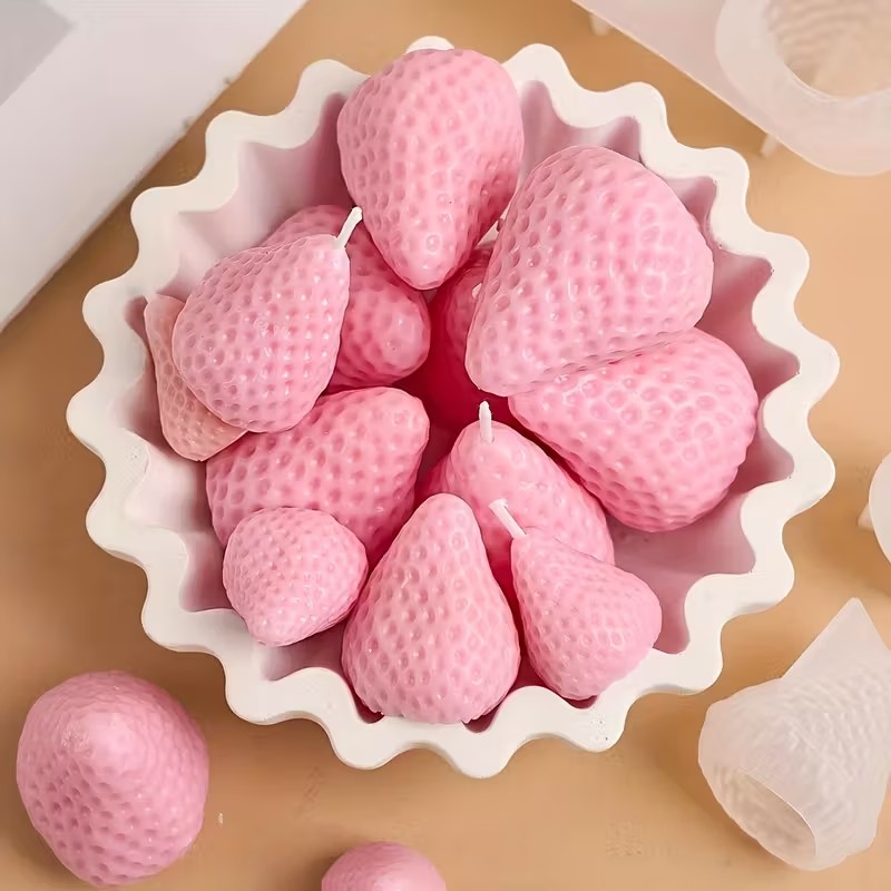 Strawberry Silicone Candle Mol - Soap Making Tools recension och pris